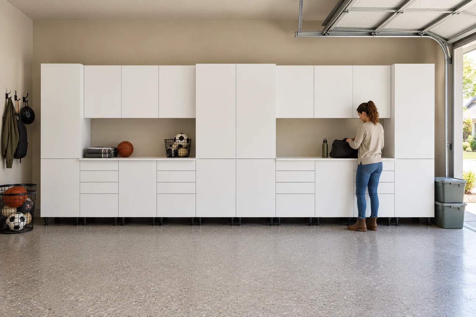 20 ft Double Drop Zone: 4 Drawer Bases + Walls, White finish